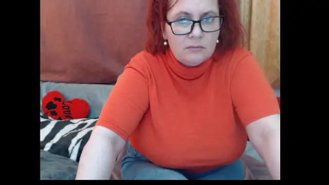 PlayfullMature – Naživo XXX chat