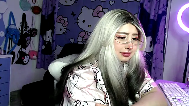 lussyevans24: онлайн-секс-чат