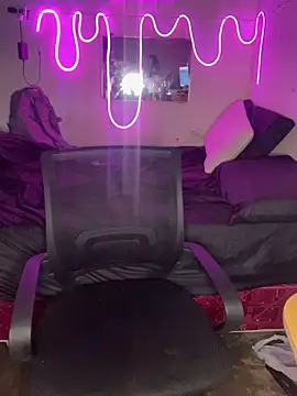 SoftLady_S33: онлайн-секс-чат