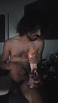 SpeedMagnumBlade6669: διαδικτυακό σόου στην κάμερα