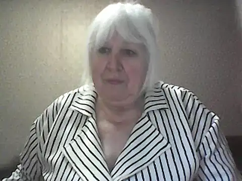 Pokazy przed kamerką – Alexia64231