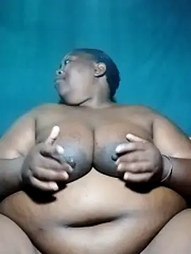 Pokazy przed kamerką – Sexychikitta