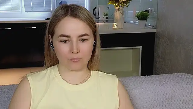 Mira_Mermayd Live XXX-Chat