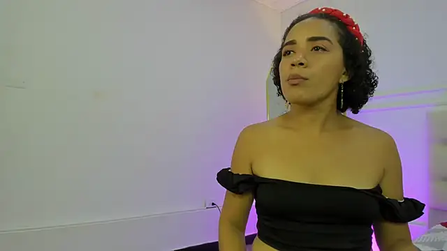 charlotte_dante212 élő XXX-chatje