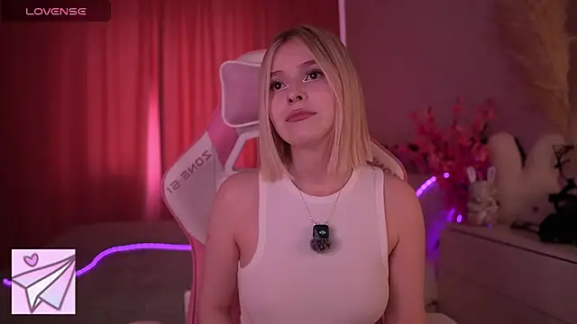 XXX chat uživo modela Dragonwind