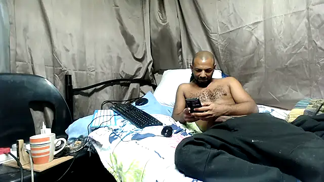 Camodick Adlı Modelin Canlı XXX Sohbeti