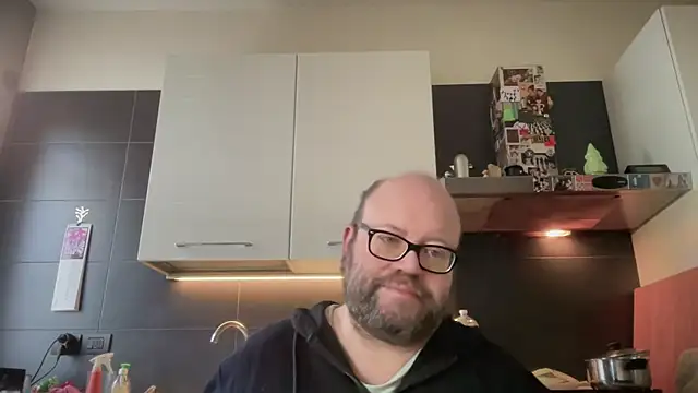 theitalianbear webcam show