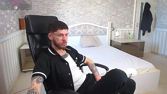 JonahShaw: онлайн-секс-чат