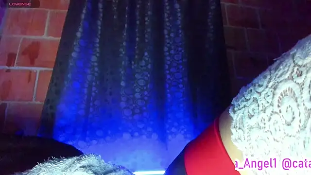 XXX chat uživo modela Cata-angel