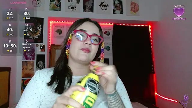 Chatroom XXX en direct de Nova-Satela