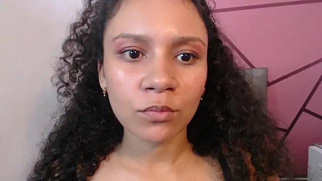 Little18Doll Chat XXX live