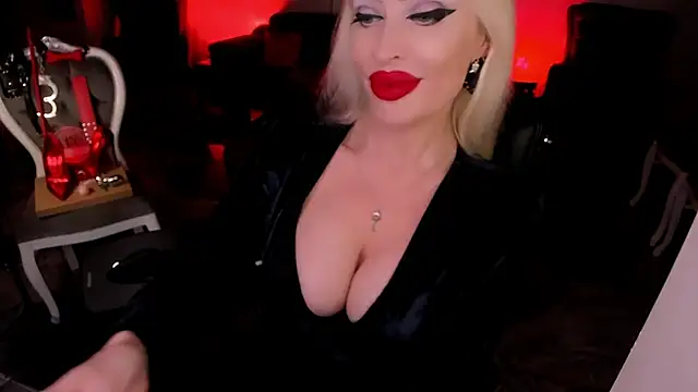 Онлайн чат XXX FinDomGod