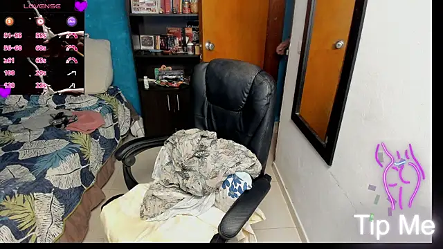 XXX chat uživo modela peanut_tangerine