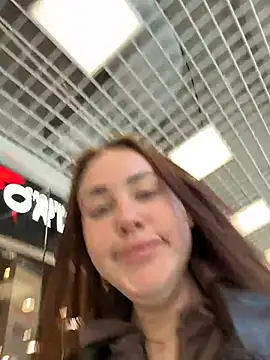 Chat XXX en directo de KiraSunshine