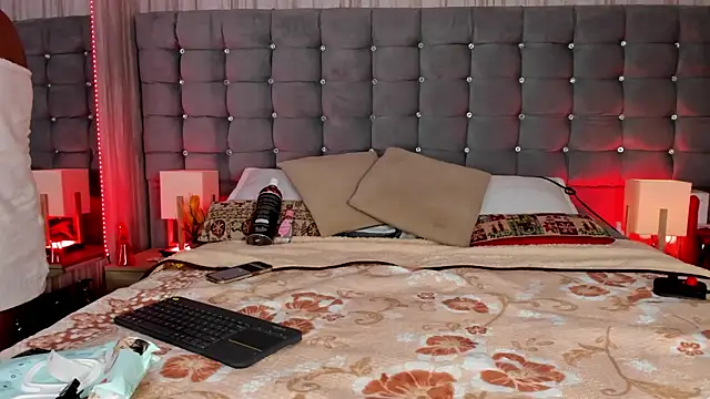 Poacahontasfg Show in webcam