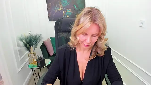 Chat XXX ao vivo de Sinty_Devis