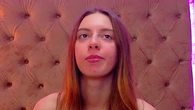 XXX chat uživo modela CoraVex