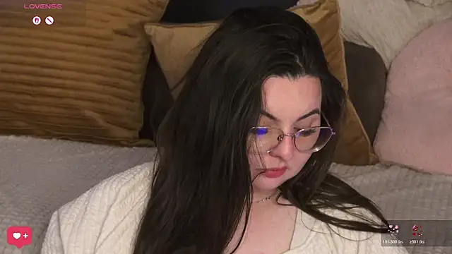 Chat XXX en directo de Mia_Swano