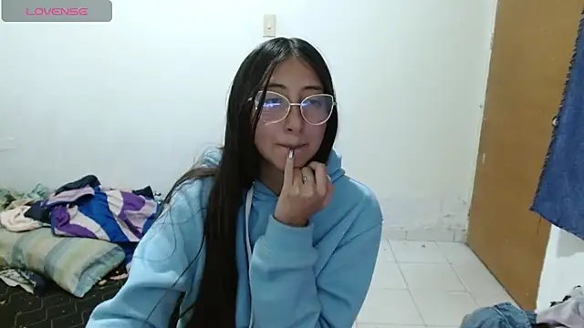 Nanylux: απευθείας συνομιλία ΧΧΧ