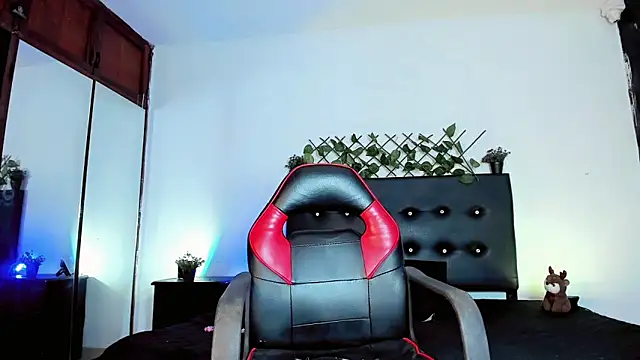 JERO_TEASE_S7S Show Webcam