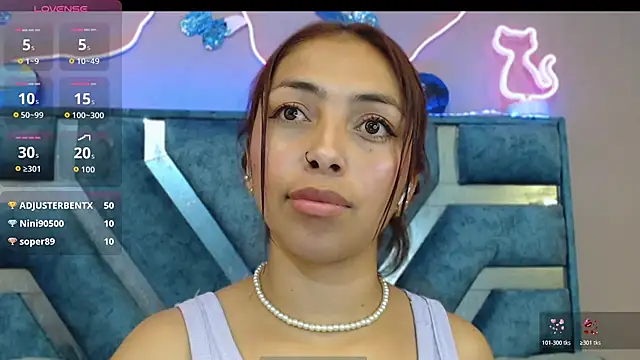 Roxanne-Fox Webcamshow