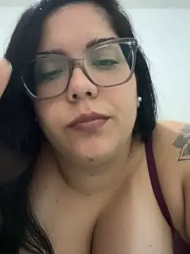 Show modela Delfi26hot na web-kameri