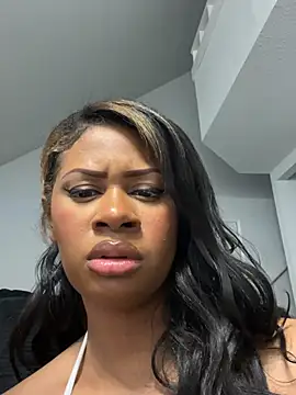 Pokazy przed kamerką – shawneebaby