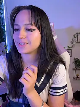 Eymmy_24 – Naživo XXX chat