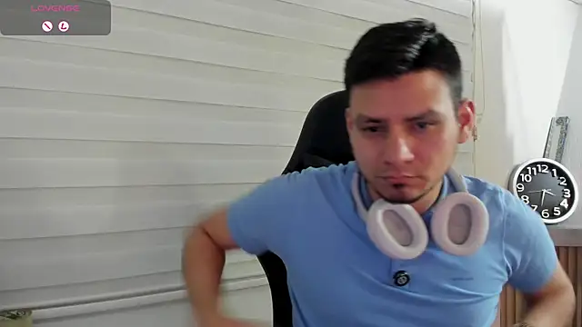 แชท XXX สดของ Rick_Adams