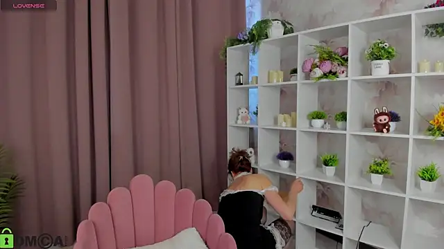 LeticiaRomano Live XXX-chat