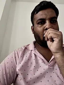 vinay_smalldickn Webbikameraesitys