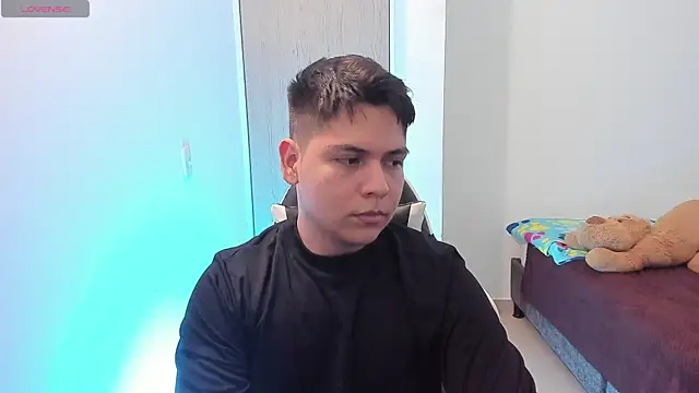 Asta_YunoXXX Pertunjukan Webcam