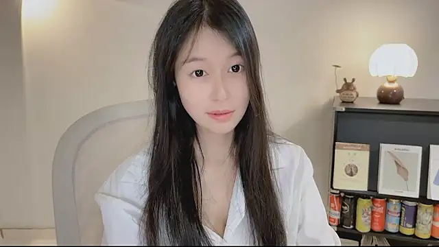 Onechestnut's Live XXX Chat