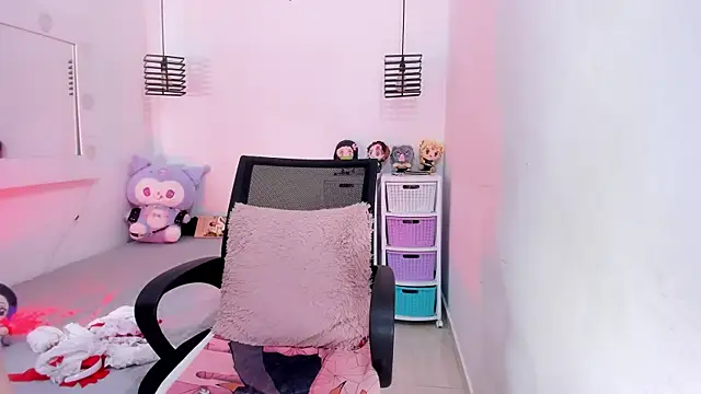 KimberlyJohnsoon's Webcam Show