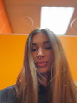 Charming_Ritta webkamerás műsora