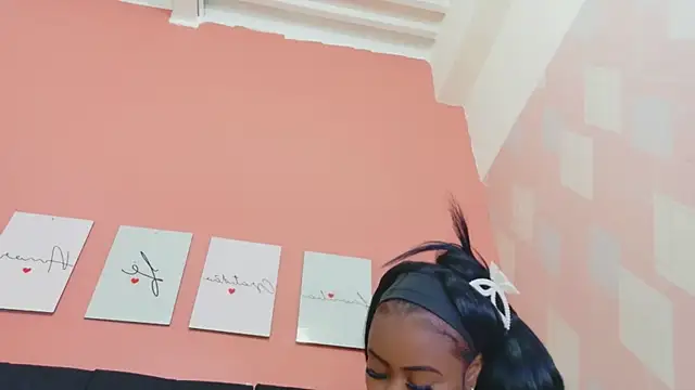 MySugarmoomy: вебкам-шоу