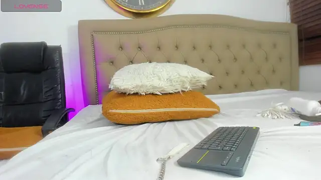 Онлайн чат XXX Adara_Ferrara