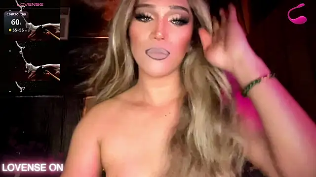 Lo_la_69 Adlı Modelin Canlı XXX Sohbeti