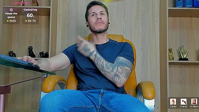 George_Diesell: онлайн-секс-чат