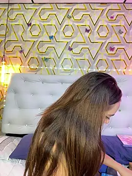 MelanyyJhonson15 – Naživo XXX chat