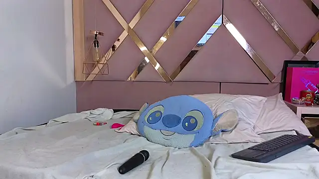 Sophia_moo_: онлайн-секс-чат