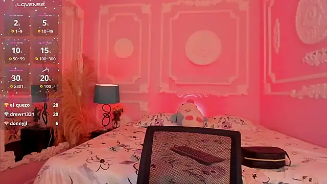 Kat_VonDe: онлайн-секс-чат