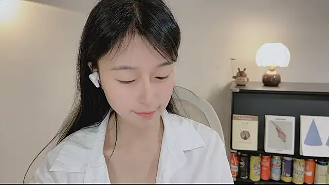 OnechestnutのライブXXXチャット