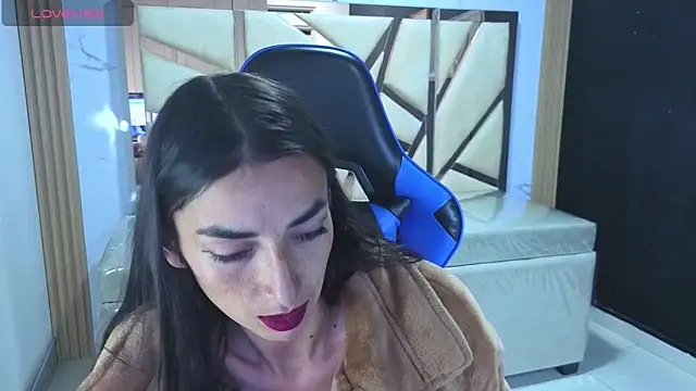 Chat XXX en directo de Maily_a_