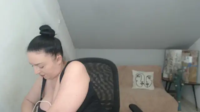 BrendaSkye's Live XXX Chat