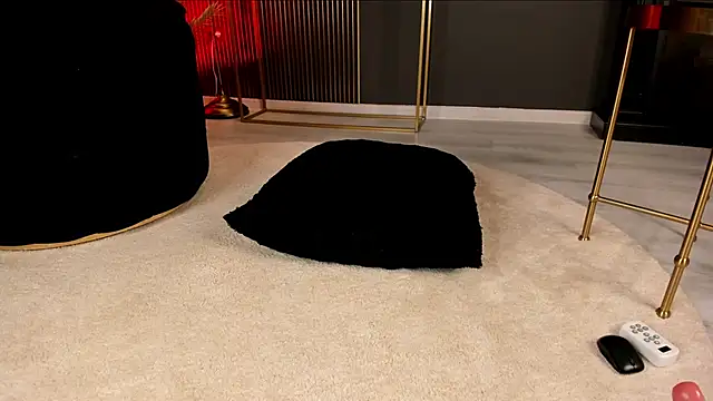 دردشة LovingBlondie الجنسية المباشرة