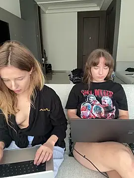 Nura_n_Sarah 웹캠 쇼