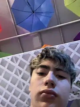 AlexanderCollman2 라이브 XXX 채팅