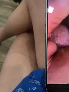 sharks90 Webcam Show