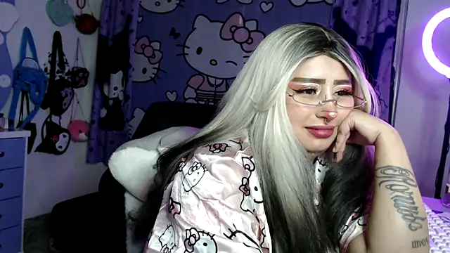 lussyevans24 Chat XXX in diretta